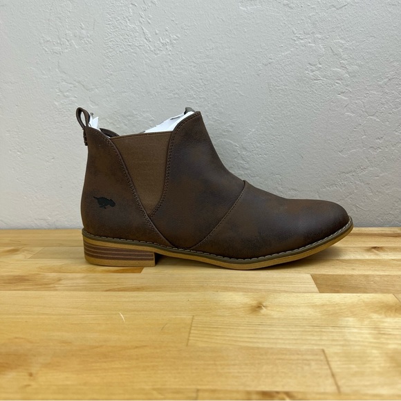 Rocket Dog Shoes Nib New Rocket Dog Maylon Brown Chelsea Ankle Boots Womens Us Size 9 Poshmark